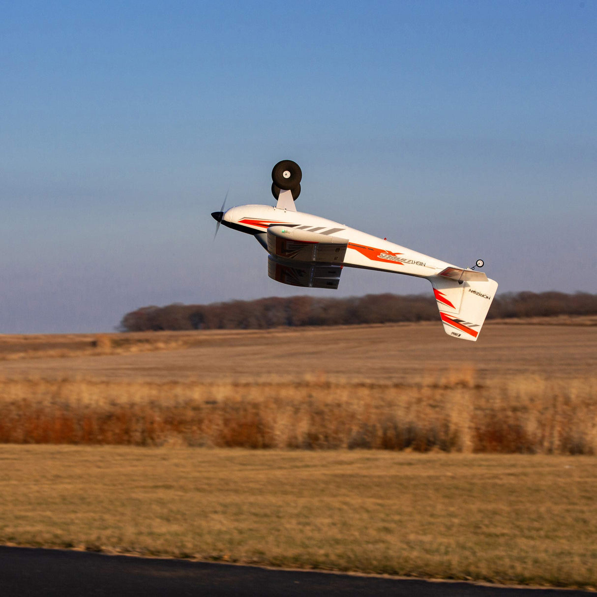 E-Flite Avión RC Noche Madera X 1,2 m BNF Basic (transmisor, batería y Cargador no incluidos) con AS3X y Safe Select, EFL13850