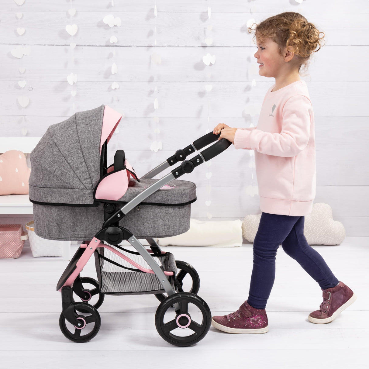 Bayer Design 17533AA Cochecito de muñecas City MAX con Bolsa, Regulable en Altura, Ruedas Delanteras giratorias, Convertible en Silla Paseo, Cesta Integrado