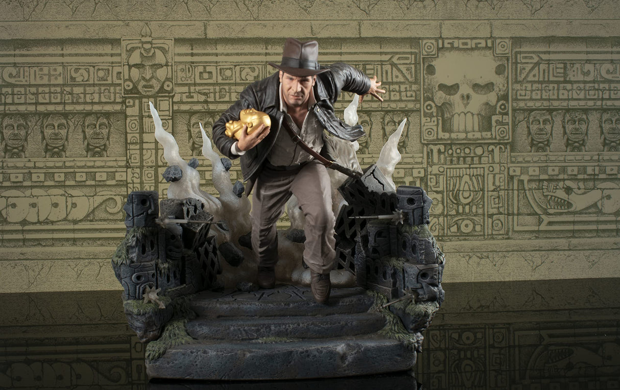Estatua Indiana Jones HUYENDO con ÍDOLO 25CM