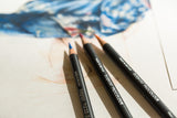 Derwent Procolour Juego de 72 Lápices de Colores de Textura Suave de Calidad Profesional en 1 Caja Metálica, 4 mm