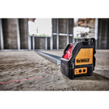 DEWALT DW088K-XJ - Láser Autonivelante de 2 Líneas en Cruz, Alcance de 15m, Base Pivotante, Precisión +/-3mm/10m, Compatible con Detector DE0892, Maletín y Pilas AA Incluidas