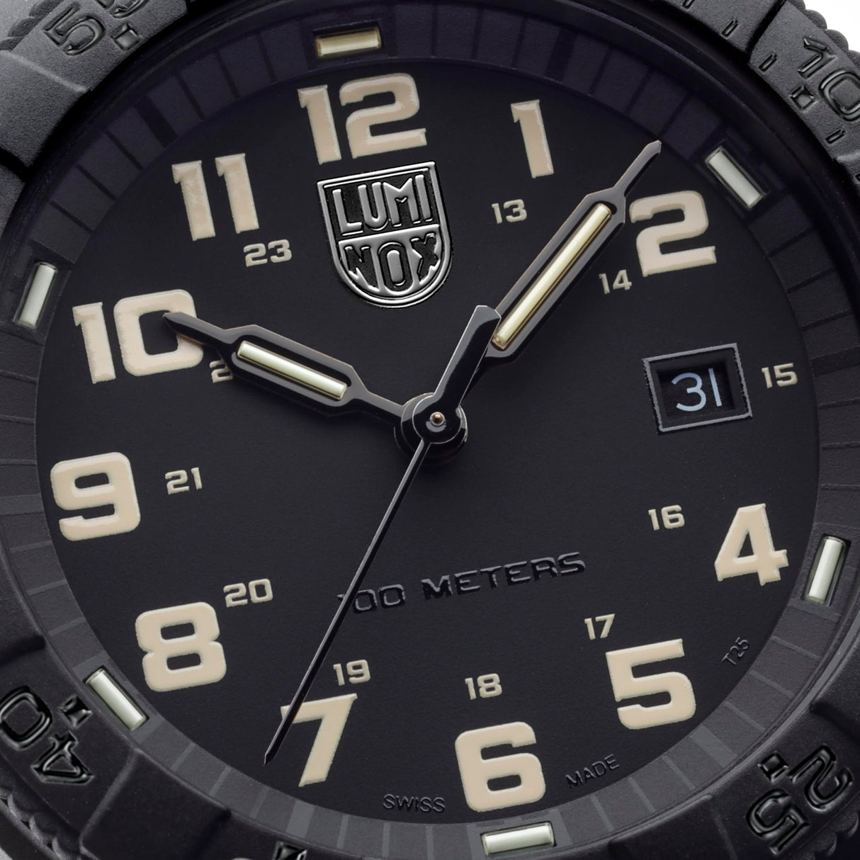 Luminox Reloj Analógico para Hombres de Cuarzo con Correa en Plástico XS.0330
