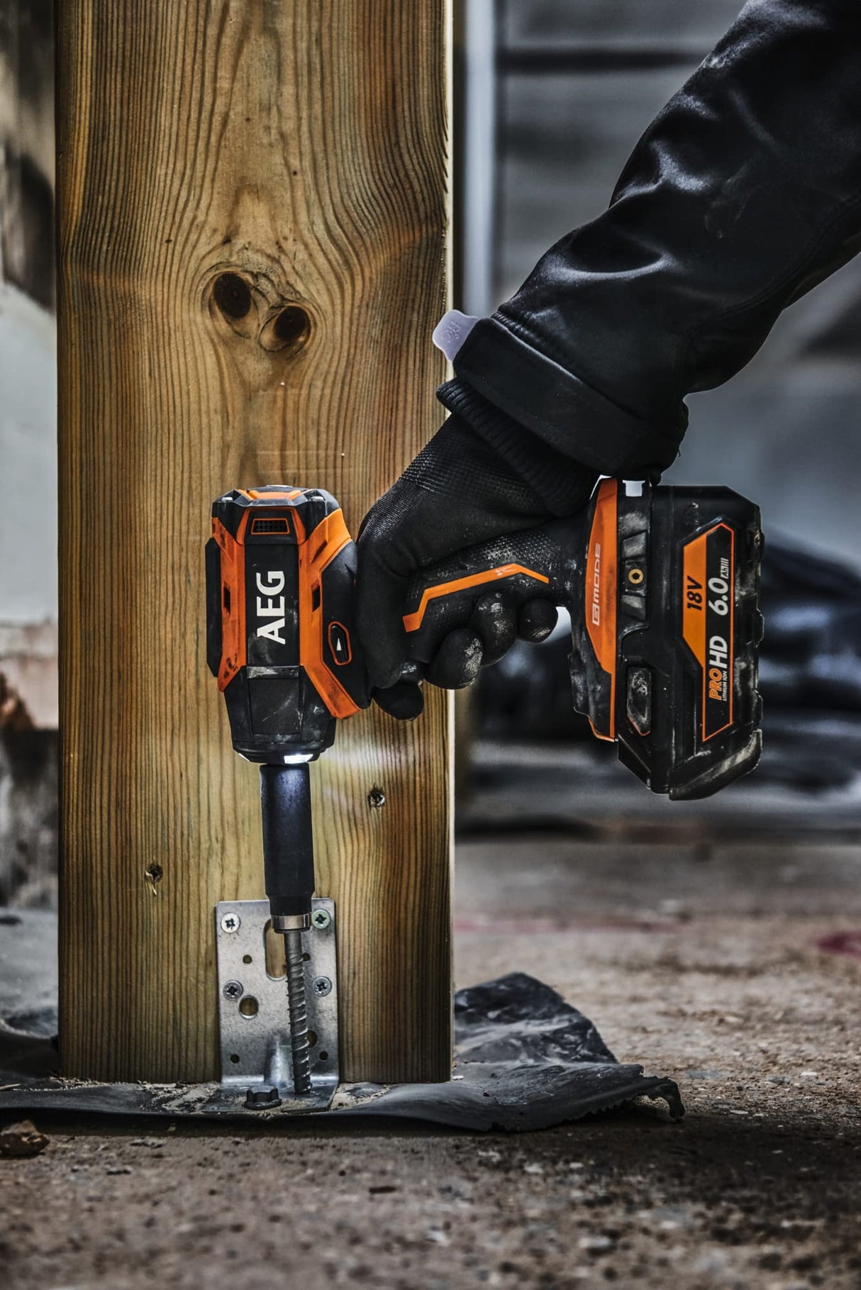 AEG - Llave de Impacto 18V Compacta PRO18V Brushless (Sin Batería) - 6 Modos - Par 300 Nm - Aplicaciones Apriete y Afloje Automóviles y Trabajos Estructurales Medianos - BSS18C12ZB6-0