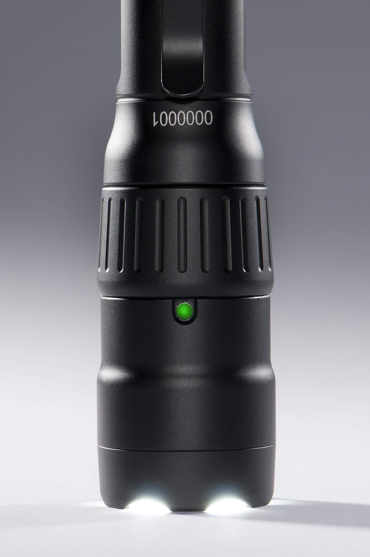 Peli 7600, Negro, 12.3 x 4 x 19 cm