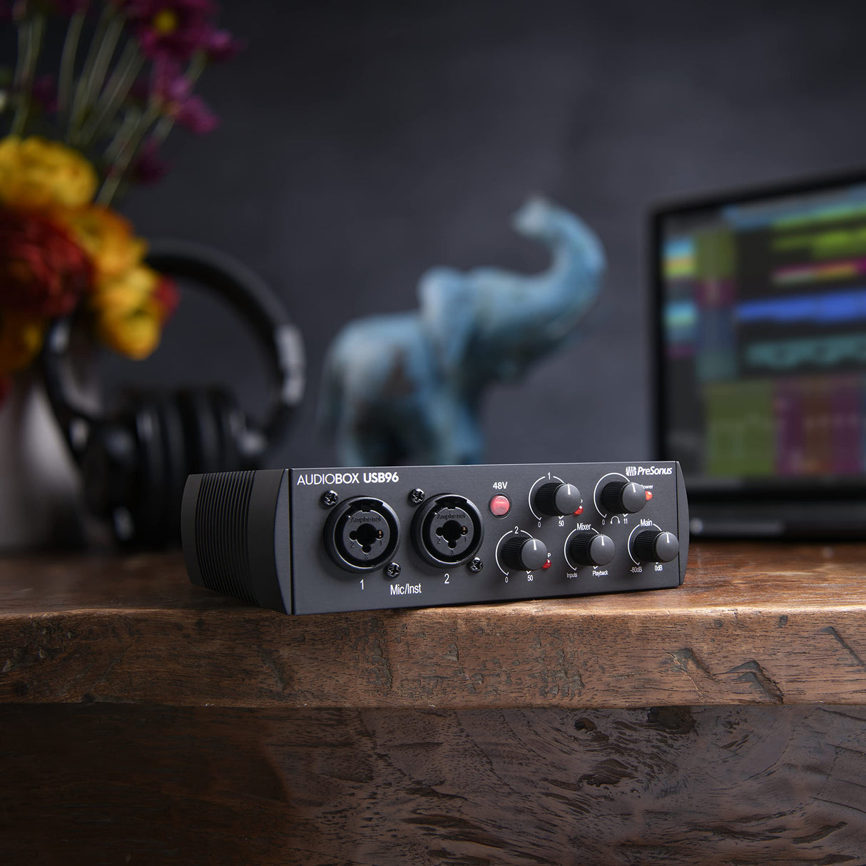 PreSonus AudioBox 96 - Interfaz de Audio USB, Para Grabación, Difusión, Podcasting con Paquete de Software incluido Studio One Artist, Ableton Live Lite DAW, Edición del 25º Aniversario