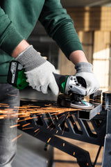 HIKOKI Akku Winkelschleifer G1813DA (18V, 2x5,0 Ah Li-ion Akkus, Schleifscheiben Ø: 125 mm, Antriebsspindel: M14, Leerlaufdrehzahl: 8000 min-1, Brushless Motor) Zubehör komplett im HSC III Koffer.