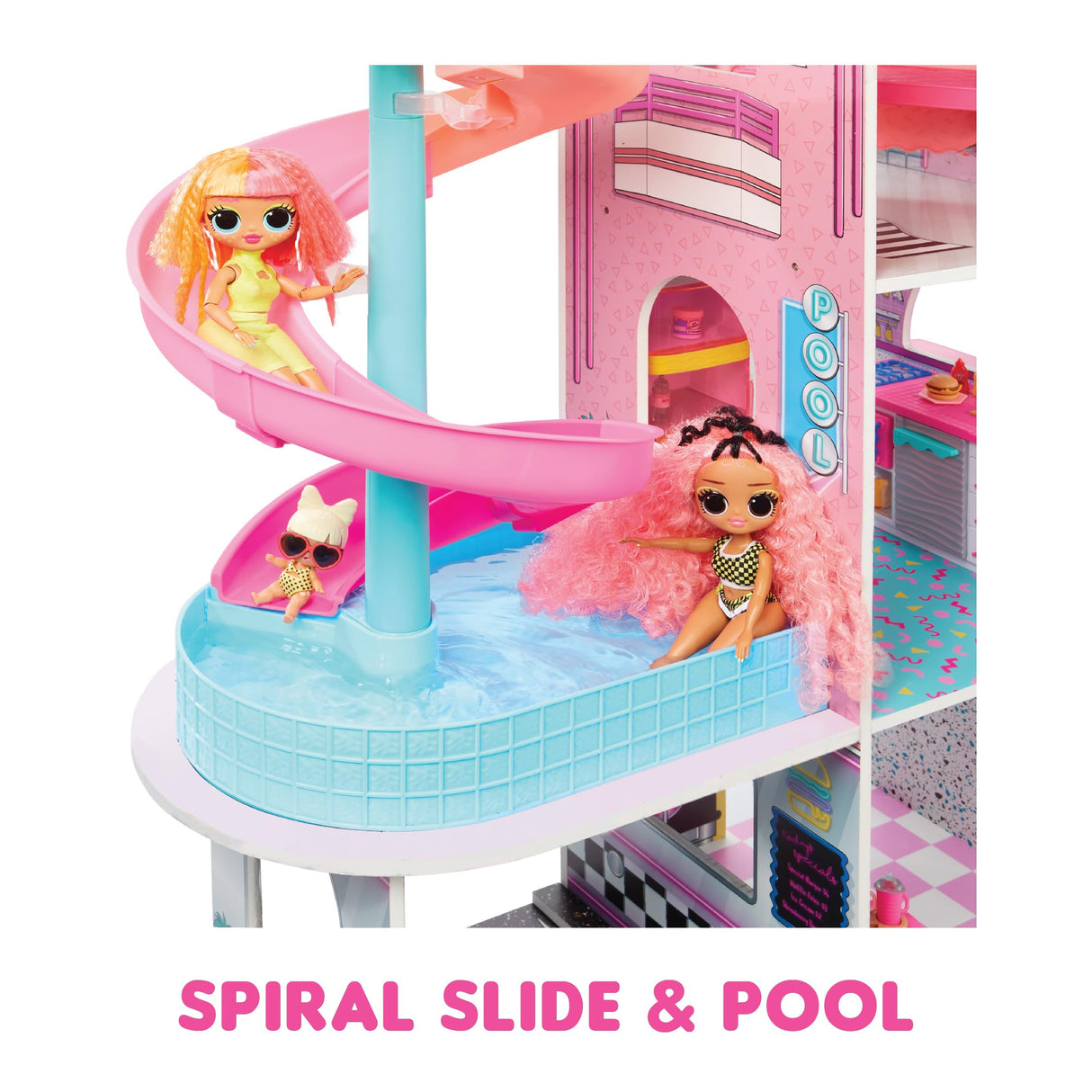 L.O.L. Surprise! OMG Fashion House Set de juego con más de 85 sorpresas - Casa de muñecas de madera con piscina, tobogán en espiral, terraza, cine, muebles convertibles y más - A partir de 4 años
