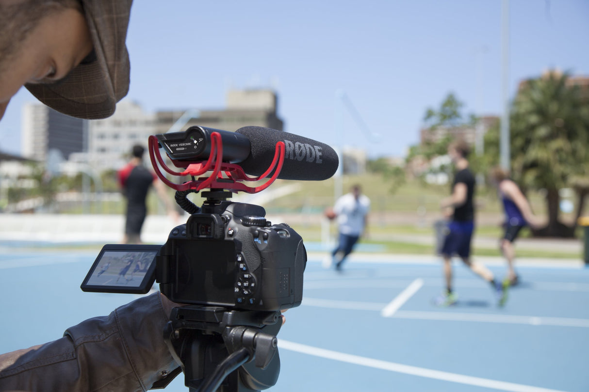 RØDE VideoMic Rycote Micrófono de cañón de para cámara RØDE VideoMic con filtro paso alto y atenuador para grabación cinematográfica, creación de contenido y grabación en exteriores