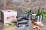 Imperia IPasta Línea Gourmet. Máquina para pasta rugosa. 100% Made in Italy. Máquina de pasta fresca en acero. Laminadora crea láminas rugosas y porosa, lasagnette y fettuccine. (Plata)