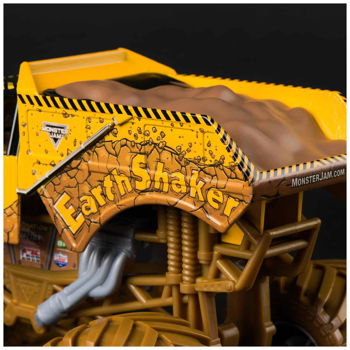 Monster Jam Toy Vehicle Truck 1t24DieCastEarthShaker M23, Multicolor (Spin Master 6071325)