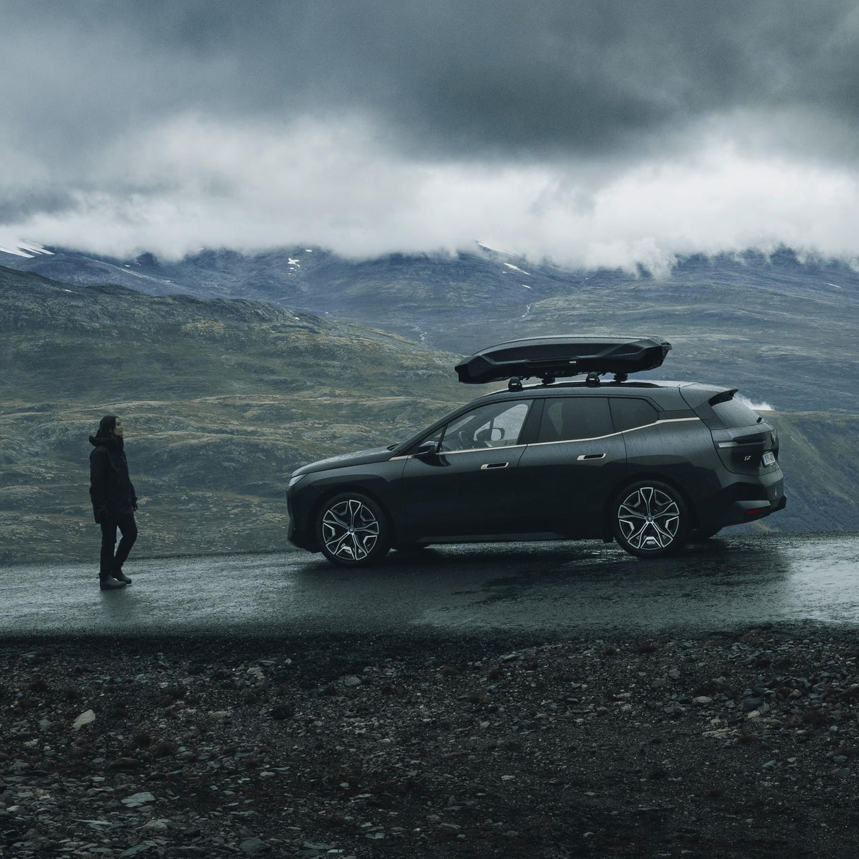Thule Motion 3 - Cofre de Techo, Color Negro Brillante