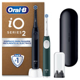 Oral-B iO 2 Pack de 2 Cepillos de Dientes Eléctricos Negro Noche y Verde Bosque, 2 Cabezales, 1 Estuche de Viaje, 1 Portarrecambios, 3 Modos De Cepillado, Sensor De Presión y Temporizador