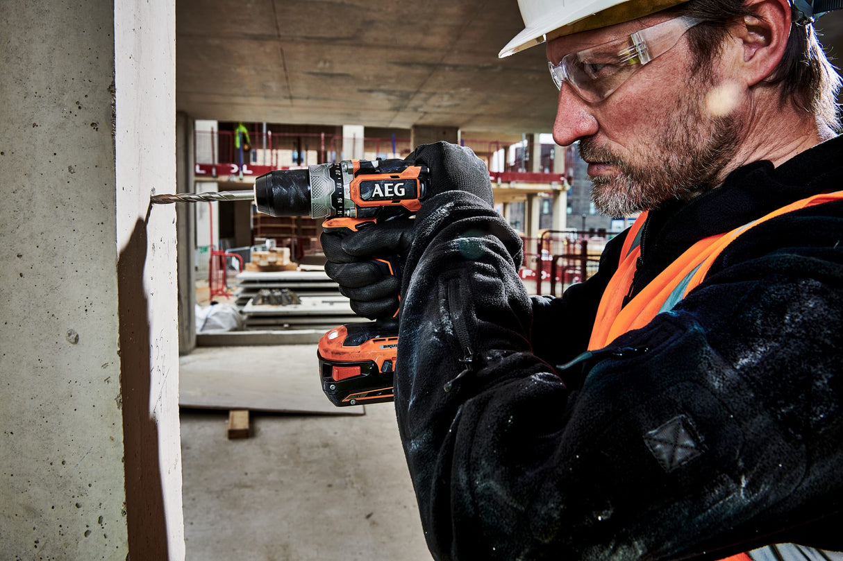 AEG – Duo Brushless: Taladro de percusión sin escobillas Subcompact 18V, mini sierra multimaterial sin escobillas Subcompact 18V, 2 baterías de 2,0 Ah, cargador, bolsa – JP18A2SBL-202B