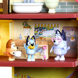 Bluey Ultimate Lights & Sounds Playhouse & Toy Box, a partir de 3 años, Figuras de 2.5-3 Pulgadas, Incluye 29 accesorios, 1 hoja de calcomanías (Moose Toys 17388)