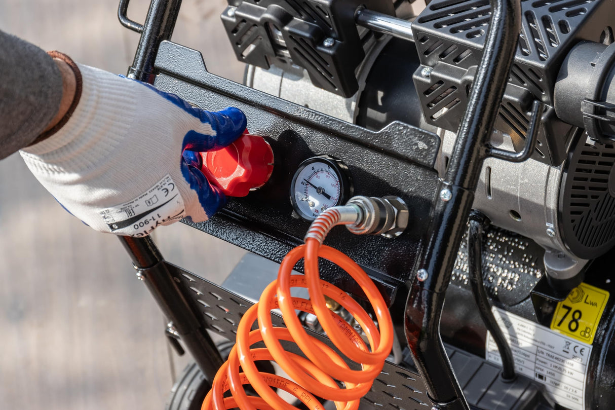 FIAC Compresor de Aire Portátil Silencioso SUPERSILENT 10, Sin Aceite, Presión Máxima 8 Bar, 1 Hp, Depósito 10 Litros, Nivel sonoro 58 dB LpA