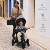 Kinderkraft EASYTWIST Triciclo Infantil, con Accesorios, Ventana de Techo, Cinturones de Seguridad, rotación de 360 Grados, Rueda Libre, Barra de Empuje, a Partir de 9 Meses hasta 5 años, Beige