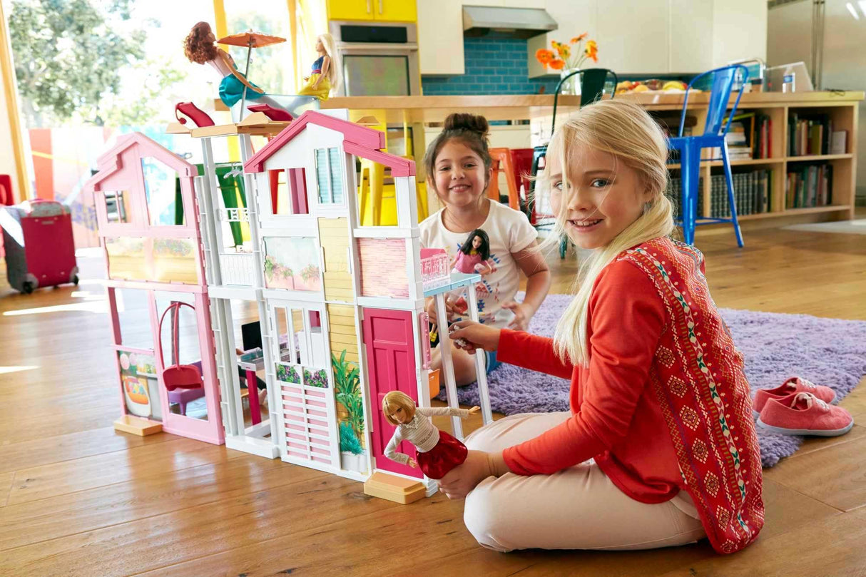 Barbie Supercasa, casa de muñecas con Accesorios , con Cuatro Habitaciones, terraza en la azotea, Detalles realistas, Piscina y Muebles, DLY32
