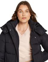 Calvin Klein Cazadora acolchada Mujer Matte Short Puffer con capucha, Negro (Ck Black), 3XL