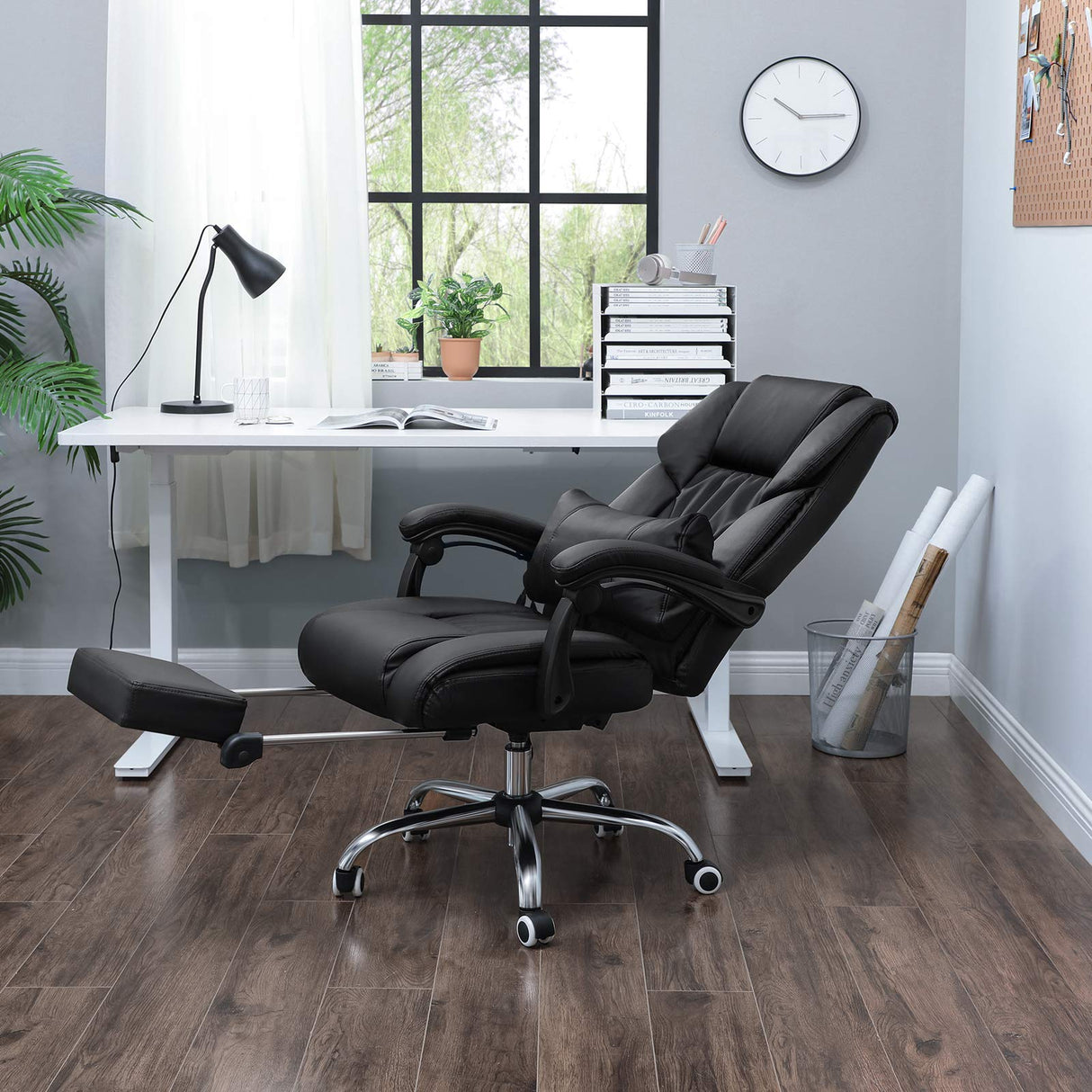 SONGMICS Racing Silla de Escritorio computadora Oficina Ergonómica con reposapiés Plegable PU Metal Cromado Negro 150 kg OBG71B