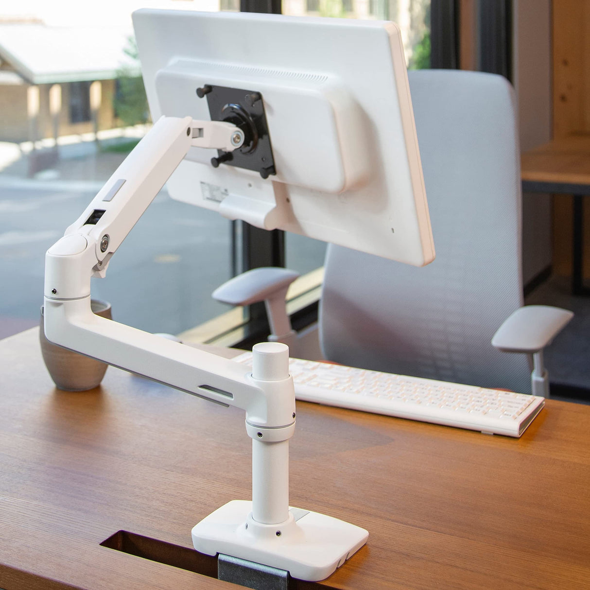Ergotron LX Desk Monitor Arm Befestigungskit Alu (45-490-216) (45490216)