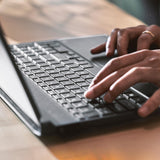 HP Victus 15-fa1016ns - Ordenador portátil Gaming de 15.6" Full HD (Intel Core i7-13700H, 16GB RAM, 512GB SSD, NVIDIA GeForce RTX 3050, FreeDOS) Mica Silver- Teclado QWERTY Español