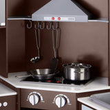 Amazon Basics Cocina de juguete, forma esquinada, de madera, con puertas interactivas, pomos y luces, 99 x 71 x 89 cm, color marrón espresso y gris