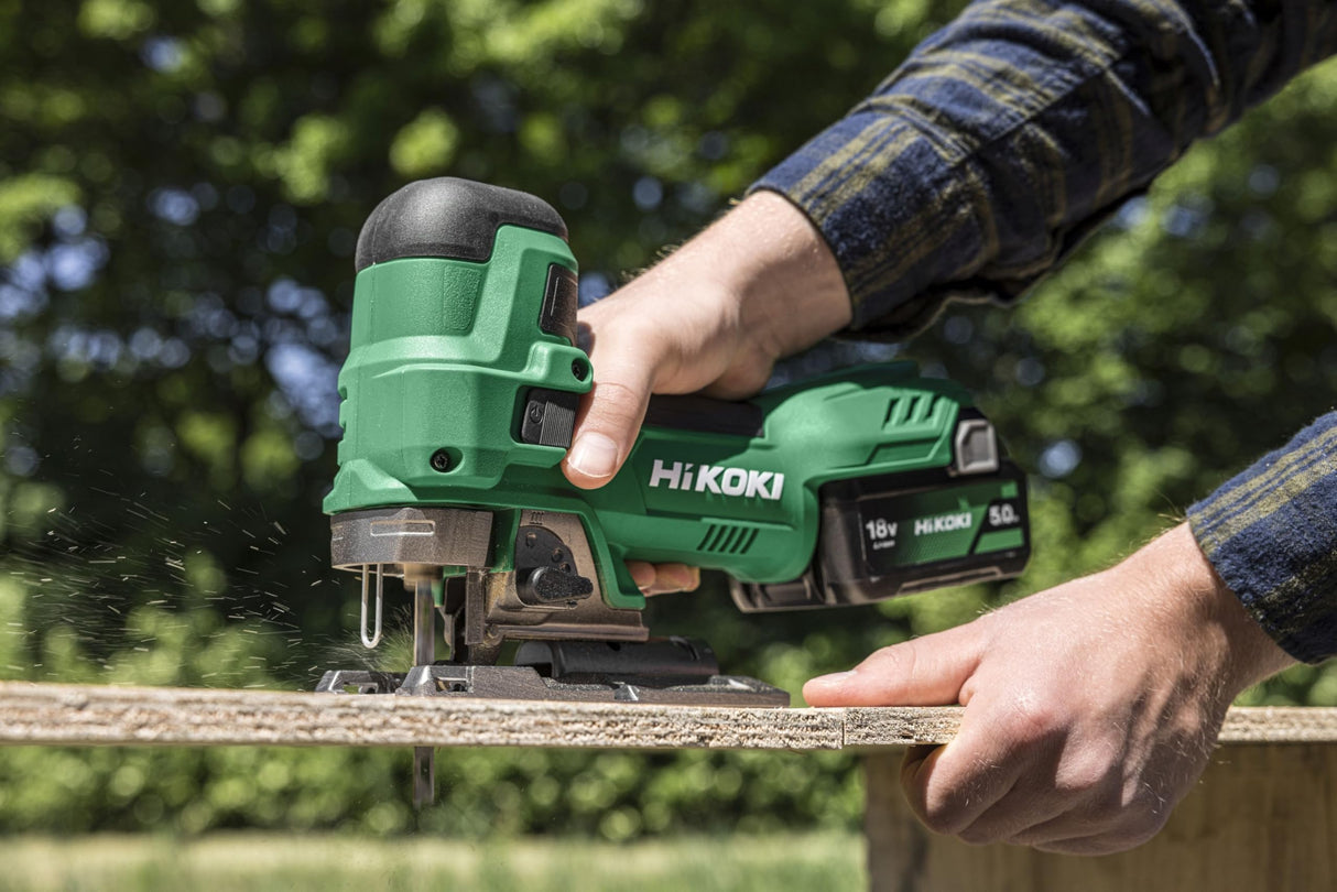 HiKOKI Accu Decoupeerzaag 18V-135 mm - Exclusief accu's en lader