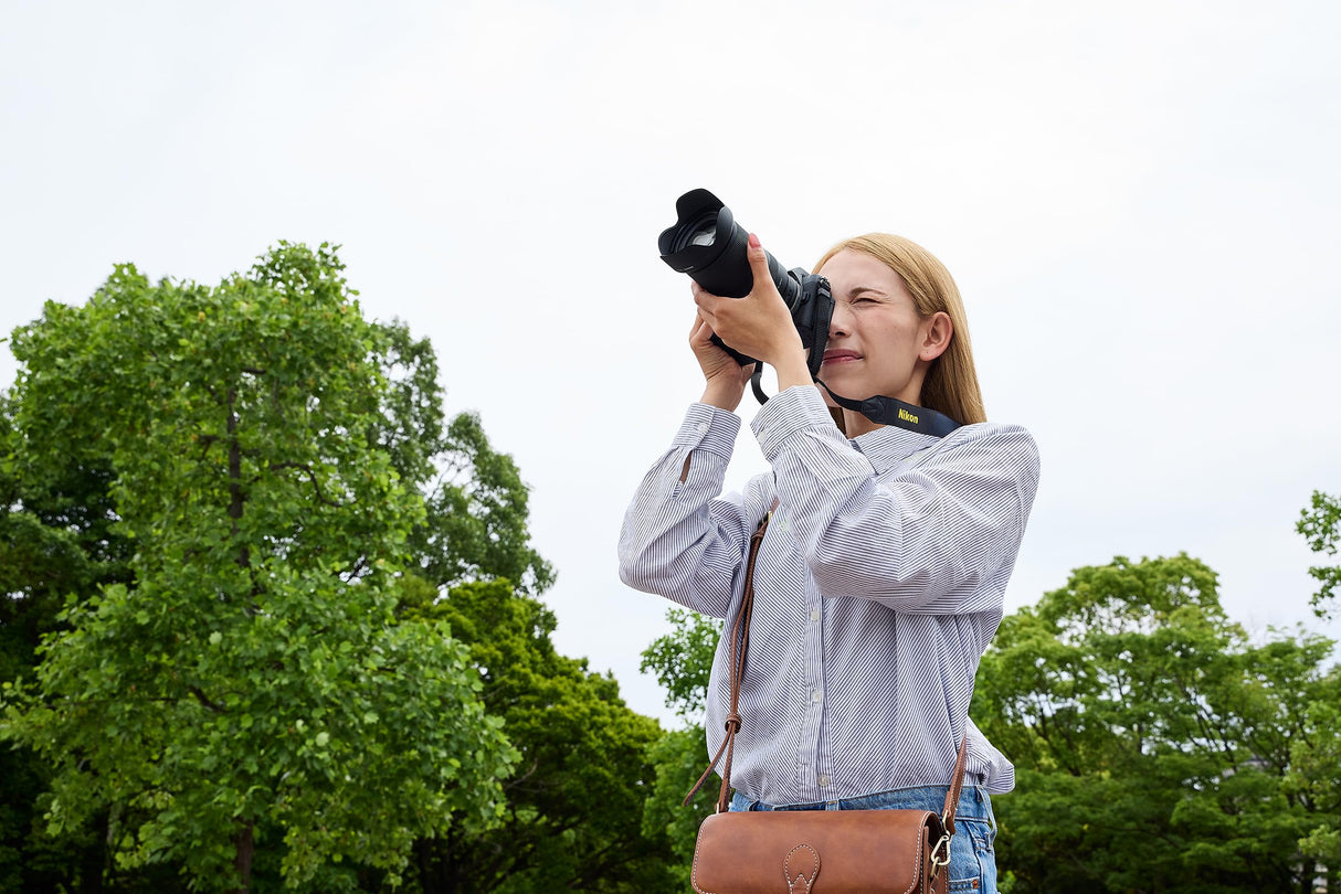 TAMRON 18-300 mm f/3.5-6.3 Di III-A VC VXD Compatible con Nikon Z