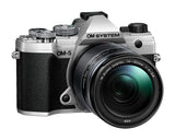 OM SYSTEM OM-5 Cámara con Sistema Micro Four Thirds con Objetivo M.Zuiko Digital 14-150mm F4-5.6 II, Sensor Live Mos de 20 MP, Estabilización de Imagen Mejorada de 5 Ejes, IP53, Plata/Negro