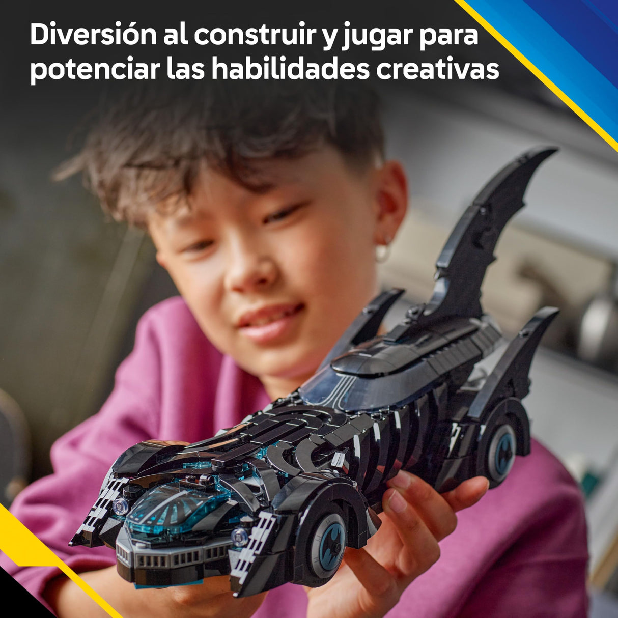 LEGO DC Batman Batmóvil de Batman Forever - Coche de Superhéroe de Juguete y Minifigura - Habitáculo Que se Abre e Interior Detallado - Regalo para Niños y Chicos de 12+ Años 76304