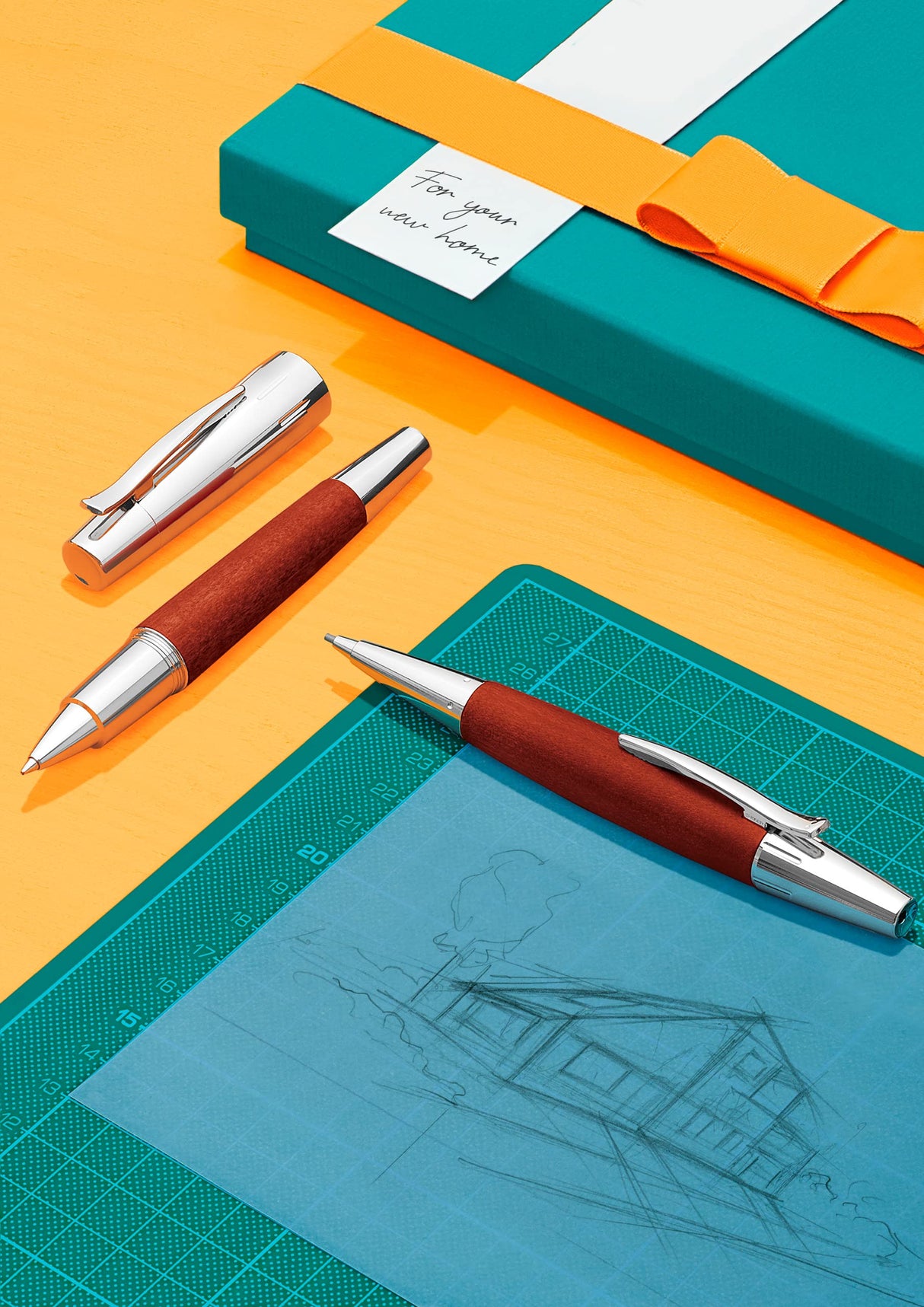 Faber-Castell 138382 - Portaminas E-motion - Cuerpo en Madera de Peral - Mina de 1.4 mm - Graduación B - Marrón Coñac
