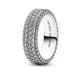Pandora Timeless Anillo con fila simple con engaste pavé de plata de ley con circonitas cúbicas transparentes, talla 58