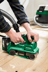 HIKOKI Akku Bandschleifer SB3608DA (18V, Akku 2,5 Ah, Schleiffläche (Breite): 76 mm, Bandlänge: 533 mm, Bandgeschwindigkeit: 122-450 m/min, Brushless) Zubehör: alles im HSC Koffer.