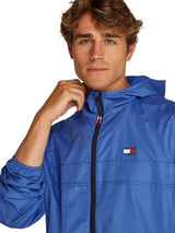 Tommy Jeans Cortavientos Hombre Chicago con capucha, Azul (Tempo Blue), XXL