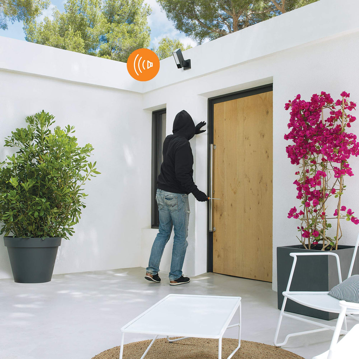 Netatmo NOC-S-DE 1080p - Cámara de vigilancia Inteligente para Exteriores con Sirena de 105 dB, WiFi, iluminación integrada, detección de Movimiento, visión Nocturna, sin suscripción, NOC-S-DE