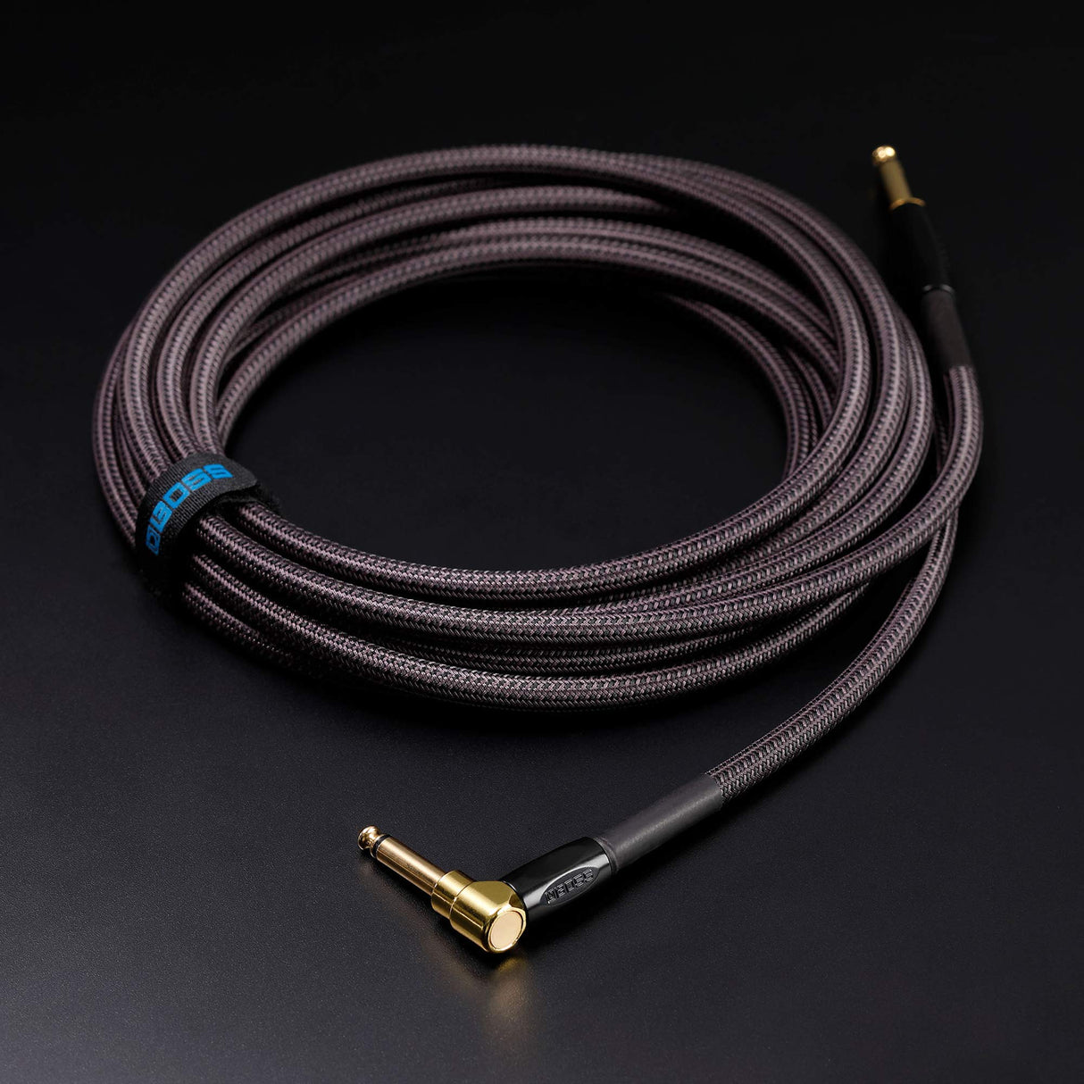 BOSS BIC-P18A Cable de instrumento con conectores de 1/4 de pulgada de recto a ángulo recto, 18ft / 5.5m