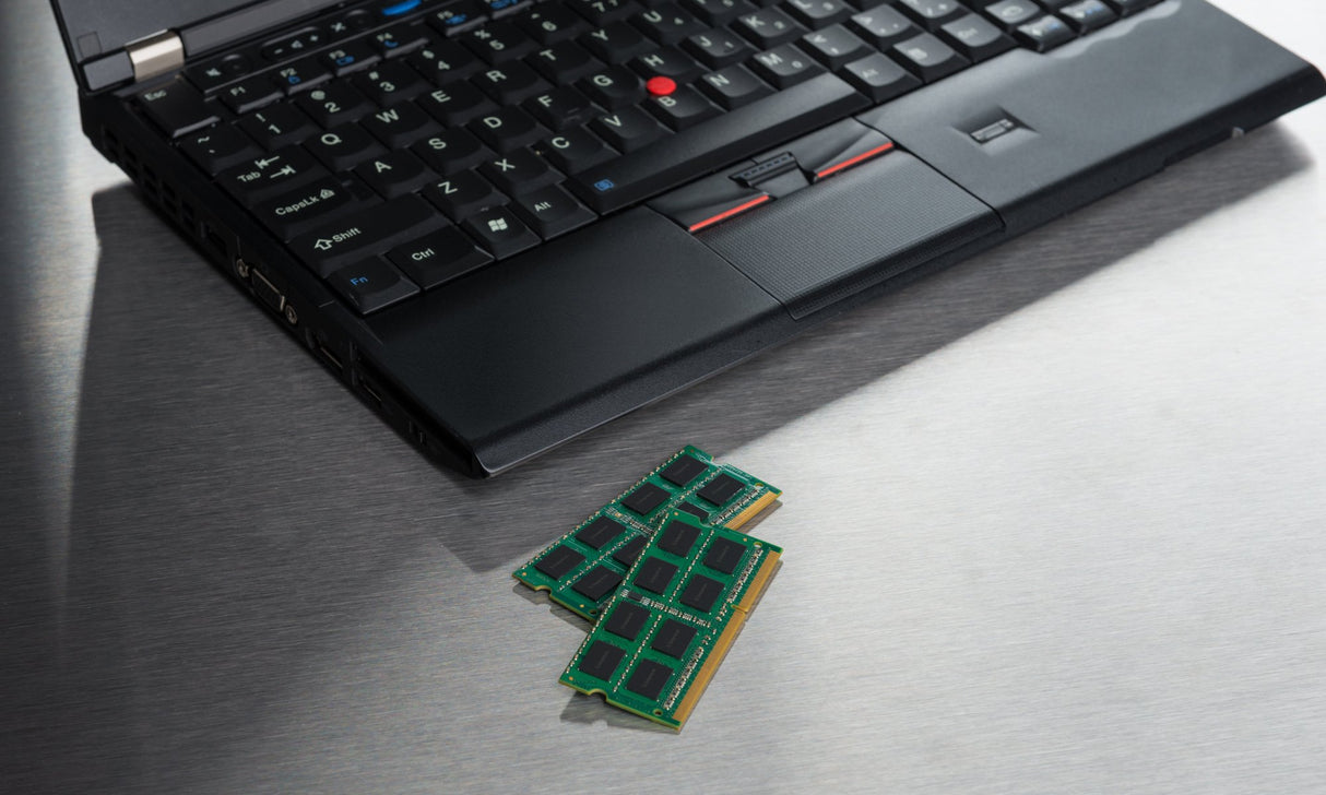 Kingston ValueRAM 32GB 5600MT/s DDR5 Non-ECC CL46 SODIMM 2Rx8 KVR56S46BD8-32 Memoria Portátil