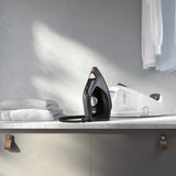 Electrolux E6ST1-8EG - Caldera de vapor Refine 600, potencia 2000 W, golpe de vapor 360 g, negro