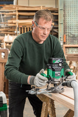HiKOKI Akku-Oberfräse M3612DA (36V, Spannzange Ø 8/12 mm, 50 mm Hubhöhe, Brushless, Soft-touch, LED, verstellbare Handgriffe, Transportkoffer, Zubehör, inkl. 2x 2.5 Ah Akku und Ladegerät)