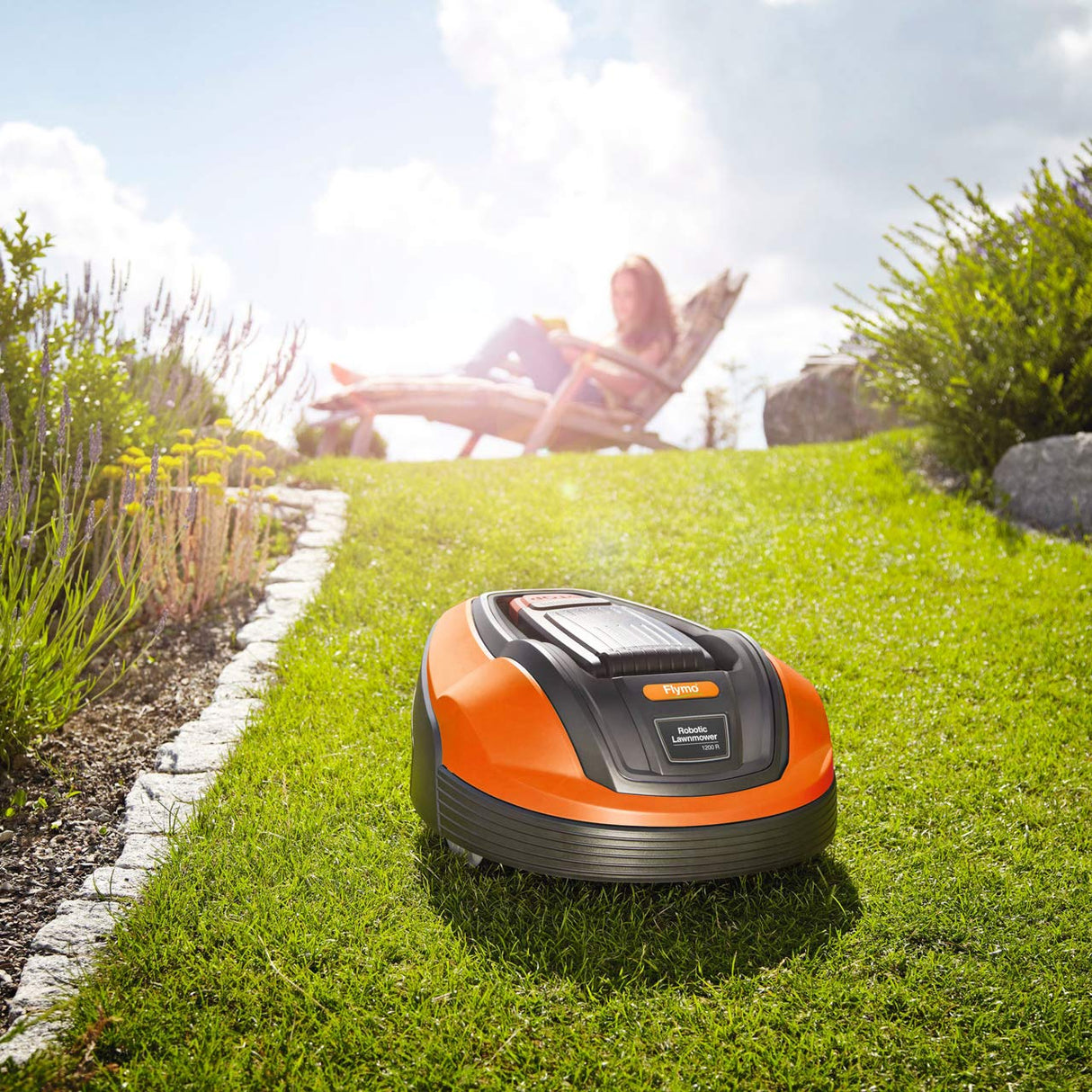Flymo Robotic Lawnmower 1200 R - Cortacésped rotatorio