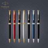 Parker Sonnet bolígrafo | lacado en negro mate con adorno dorado | punta media | en estuche de regalo
