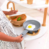 KidKraft Cocina de Juguete Vintage Blanca para niños con Teléfono y Nevera Vintage, cocinita Infantil con Juego de 27 Utensilios, Juguetes niños 3+ años (53445) Exclusivo en Amazon