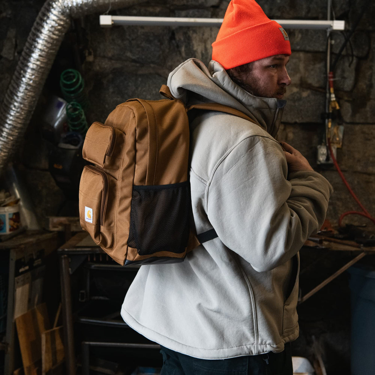 Carhartt Compartimento único, paquete duradero con funda para portátil y base resistente a la abrasión Duravax, mochila clásica de 27 L (negro), talla única