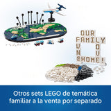LEGO Family Momentos de Viaje, Manualidad y Actividad en Familia, Juguete de Construcción, Portafotos y Maqueta de Avión, Decoración Mapamundi para Salón, Regalo para Viajeros de 14 Años o Más 41838