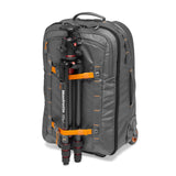 Lowepro Whistler RL 400 AW II, Maleta con Ruedas Fotográfica con Tejido Reciclado, Ruedas Resistentes, Todos los Clima, Cámara Profesional, Espacio para Portátil de 15", Cámara Mirrorless/DSLR, Gris