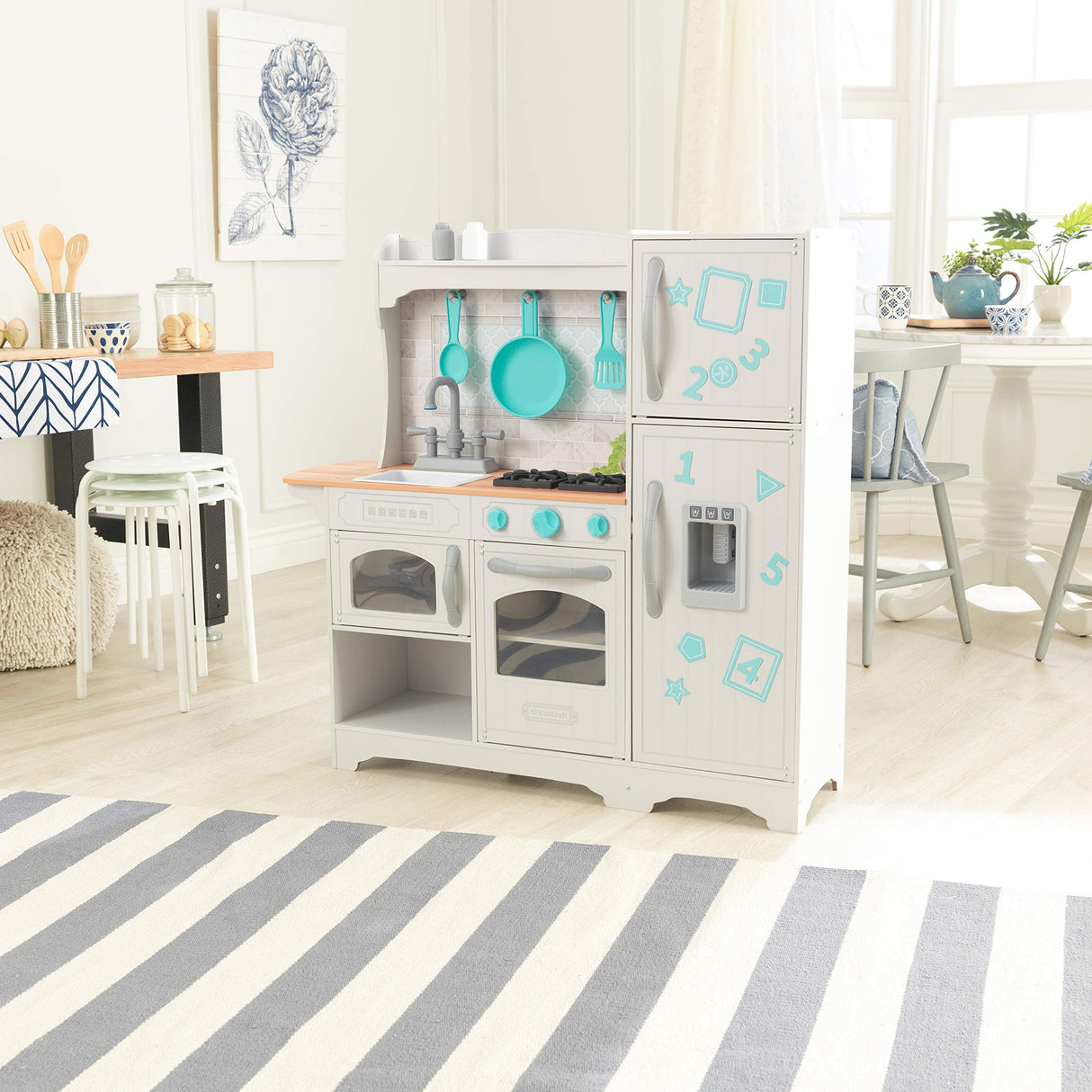 KidKraft Cocina de Juguete Countryside de Madera para niños con imanes Nevera, dispensador de Cubitos de Hielo y Accesorios Incluido, Juguetes niños 3+ años (53424) Exclusivo en Amazon