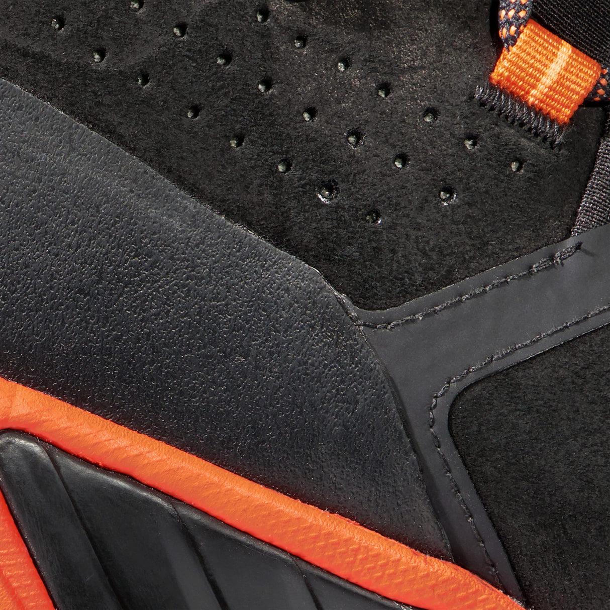 Mammut Sapuen High GTX Hombre Negro-Rojo Vivo 8.5