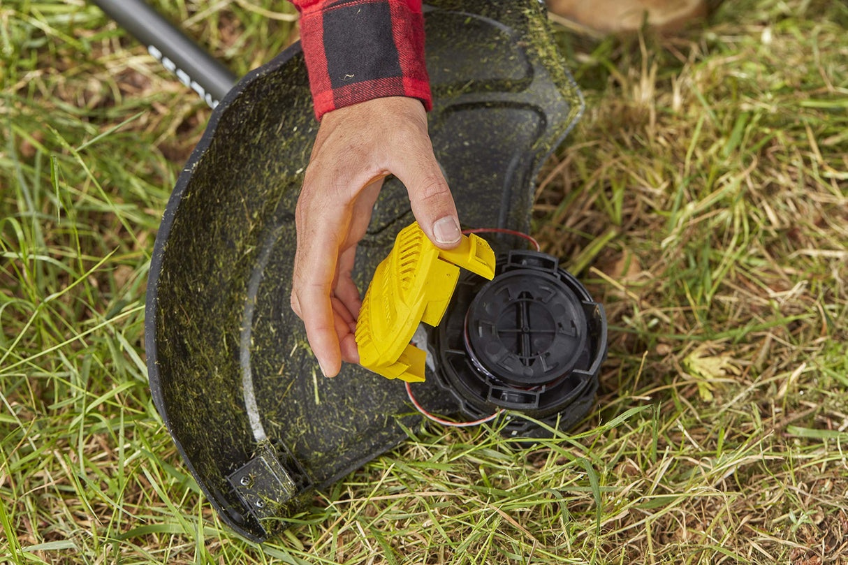 STANLEY SFMCSTB933M-QW - Cortabordes sin escobillas V20 con batería 4Ah 33cm