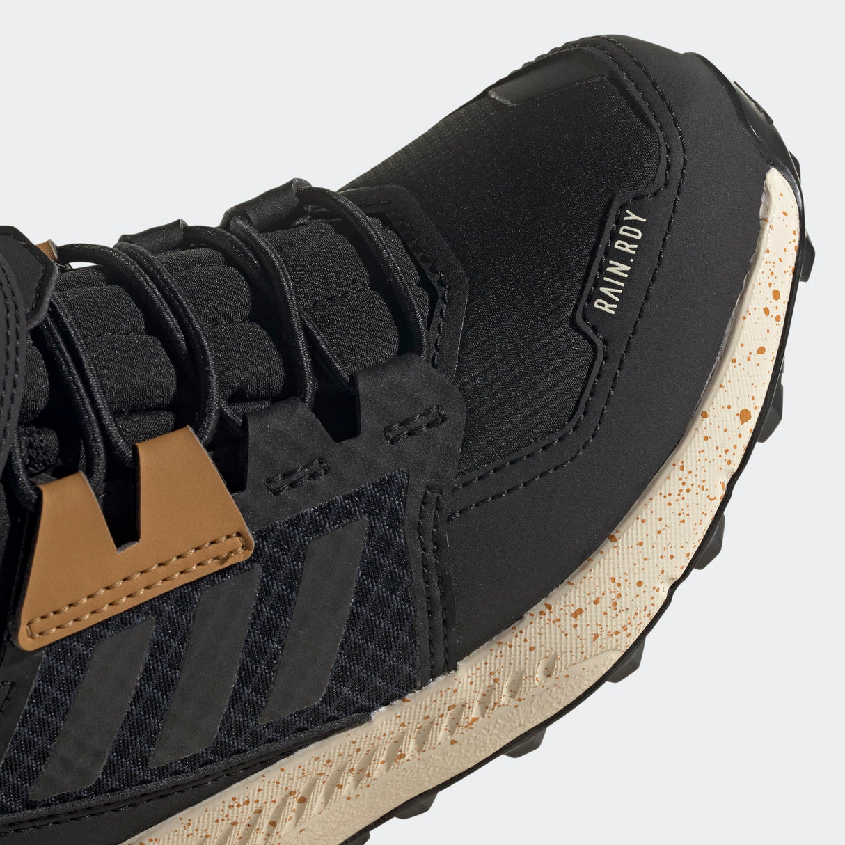 adidas Terrex Trailmaker High Cold.RDY Hiking Shoes, Zapatos de Senderismo, Core Black/Grey Six/Mesa, 36 2/3 EU