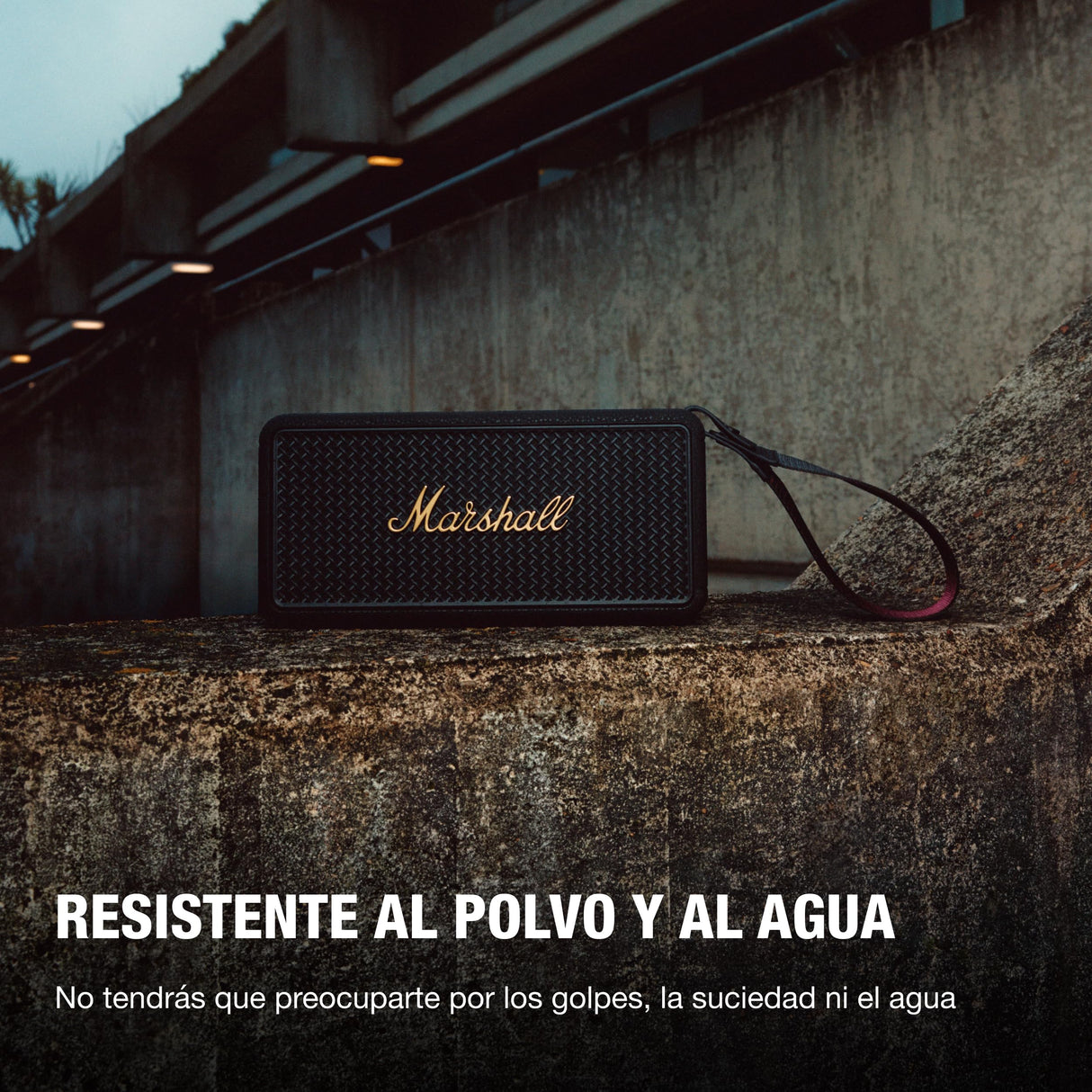 Marshall Middleton II Altavoz Bluetooth portátil con más de 30 Horas de reproducción y Resistencia al Agua IP67 - Negro y latón